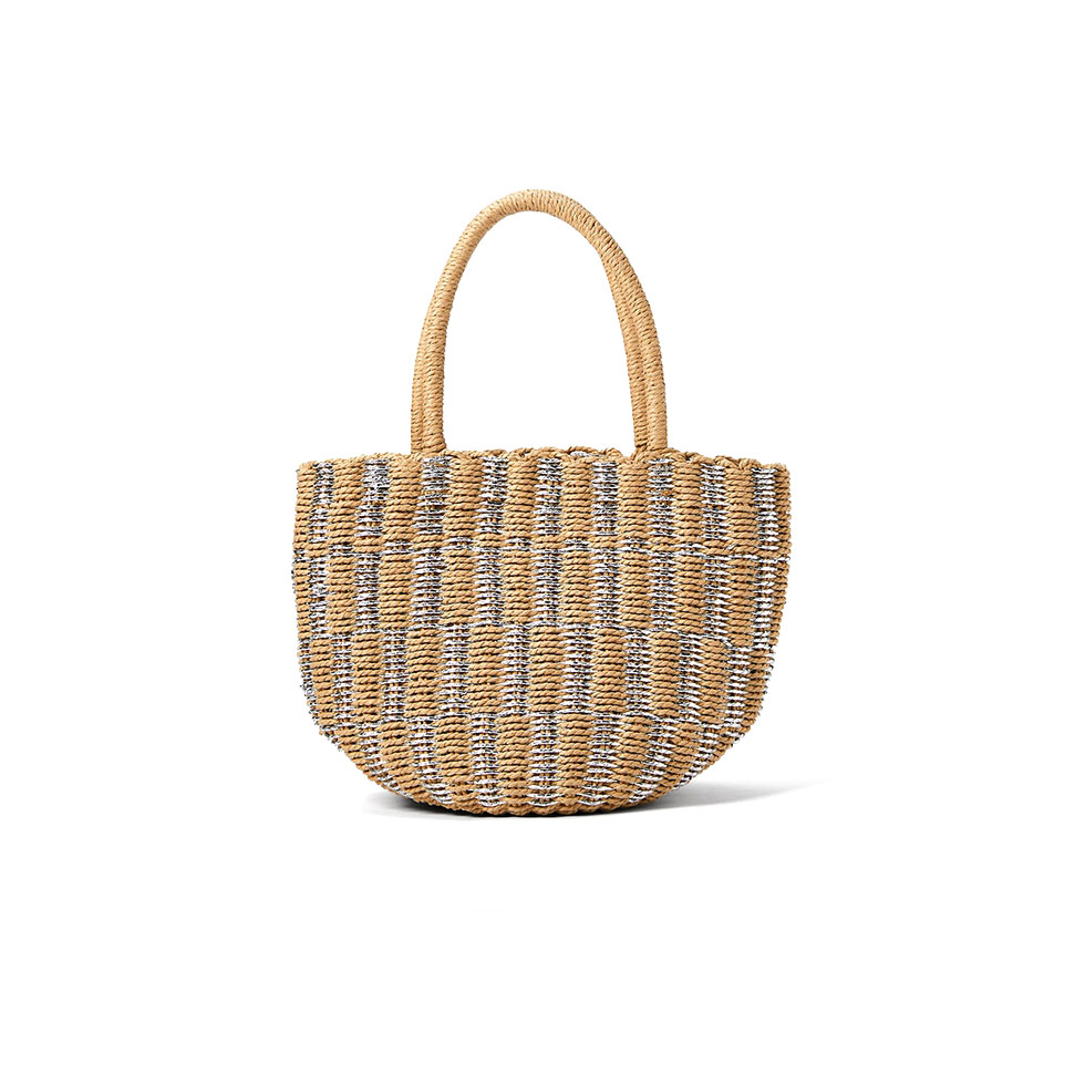 Μπεζ ψάθινη τσάντα με μεταλλιζέ λεπτομέρειες